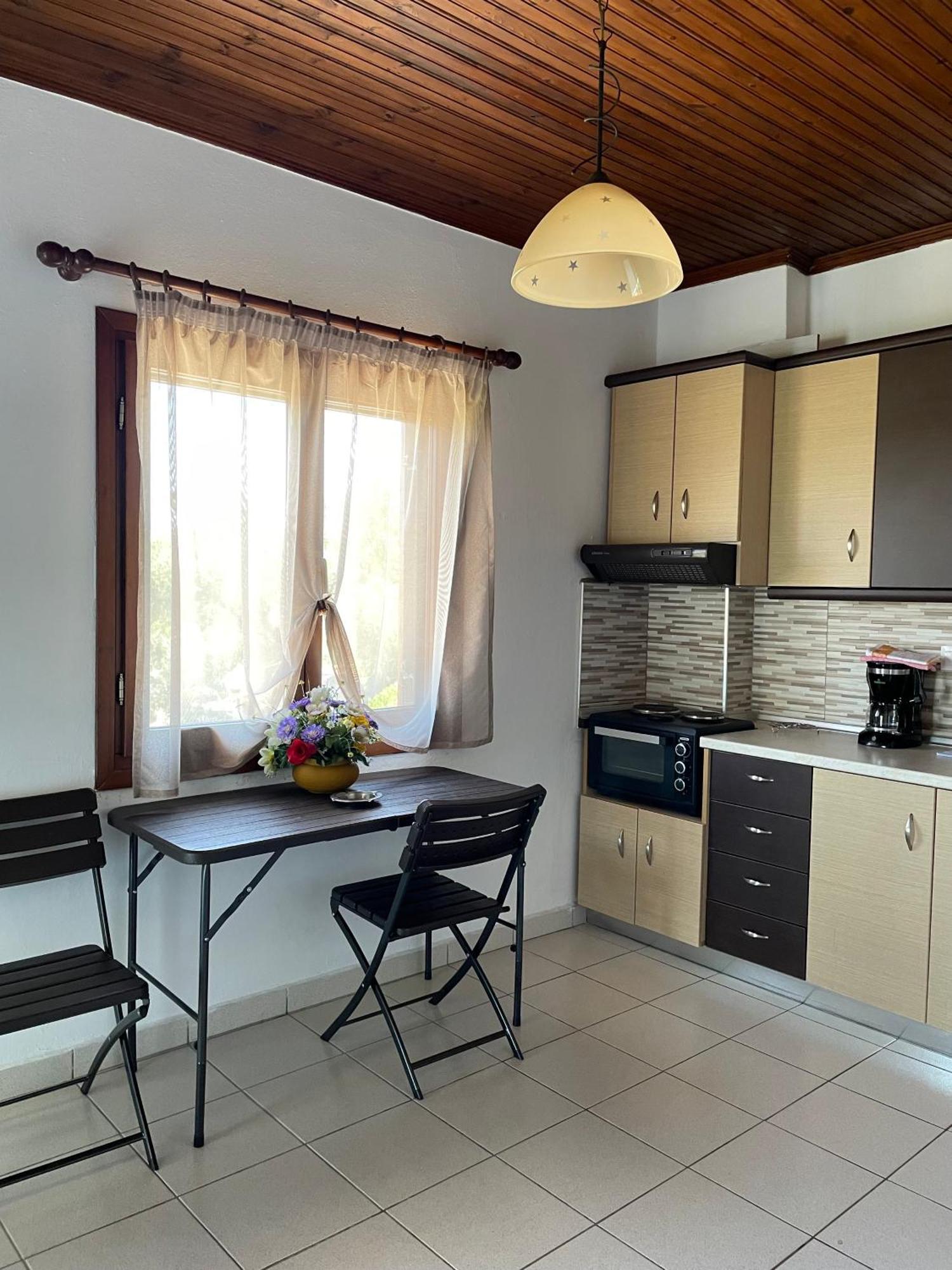 Anna Dani Apartments Vourvourou Exterior photo