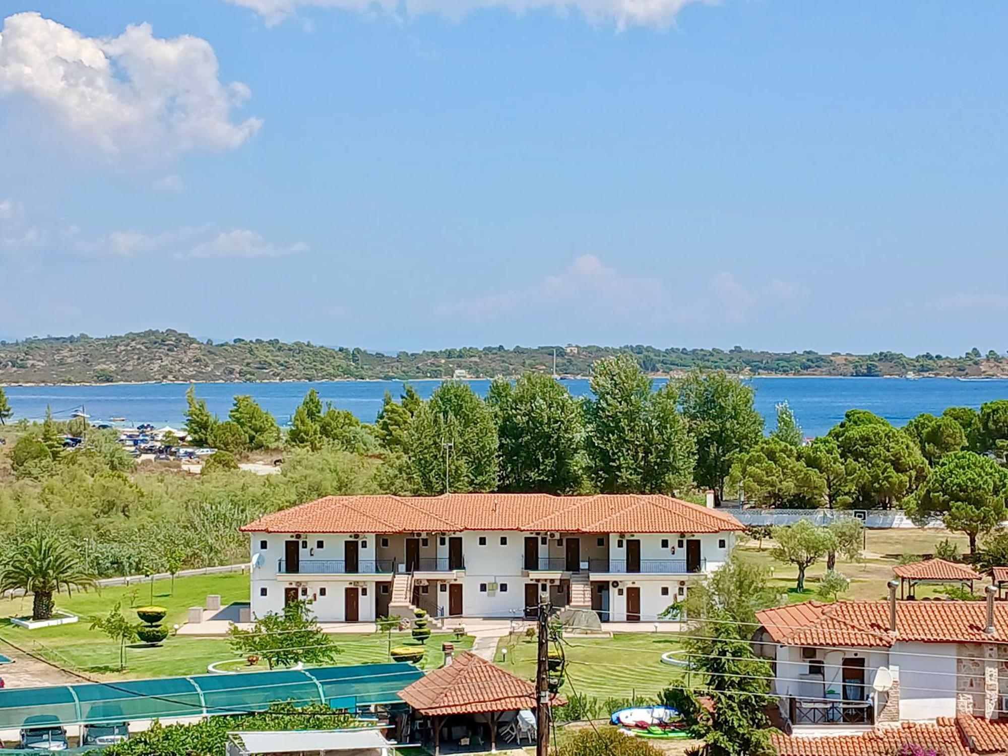 Anna Dani Apartments Vourvourou Exterior photo