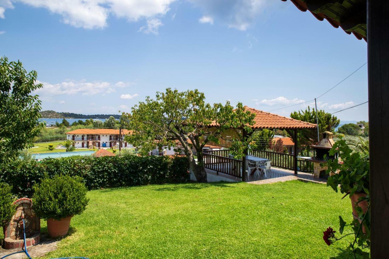 Anna Dani Apartments Vourvourou Exterior photo